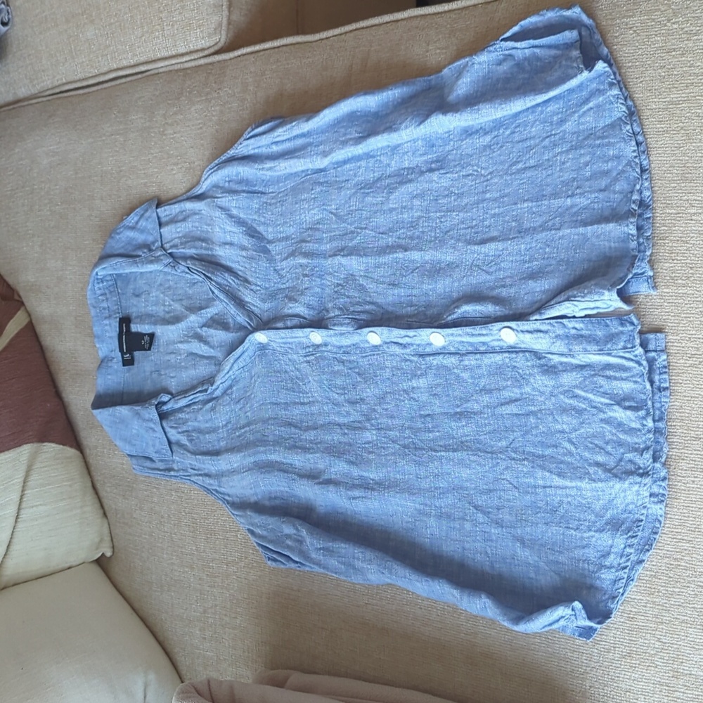 International concepts sleeveless button down blouse